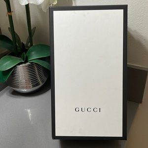 Gucci ( unisex) red bumbag